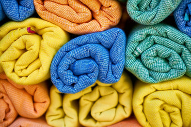 A breakdown of Microfiber Bedding Vs Cotton Bedding for new buyers
