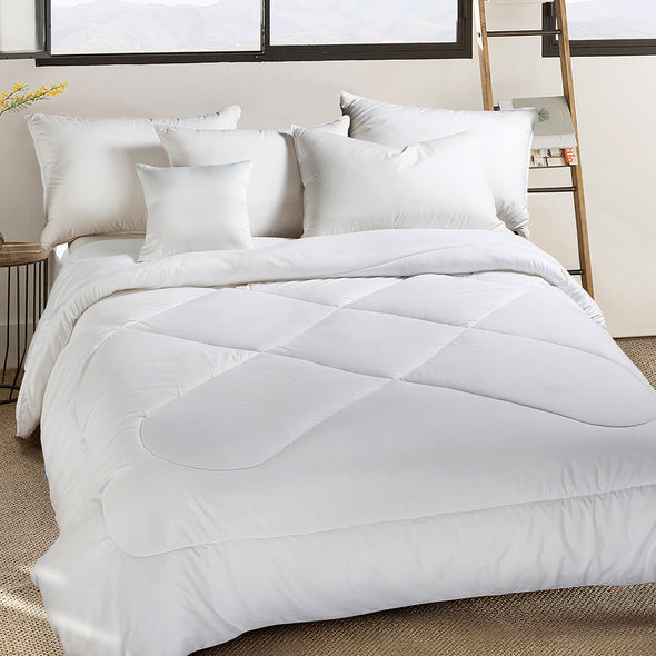 Medium Weight Hypoallergenic Down-alternative Comforter VC01